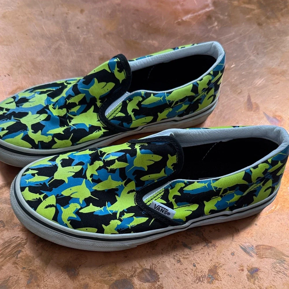 Vans Kids Slip-On Sneakers - Black and Green Glow in the Dark Shark Print - Picture 1 of 6